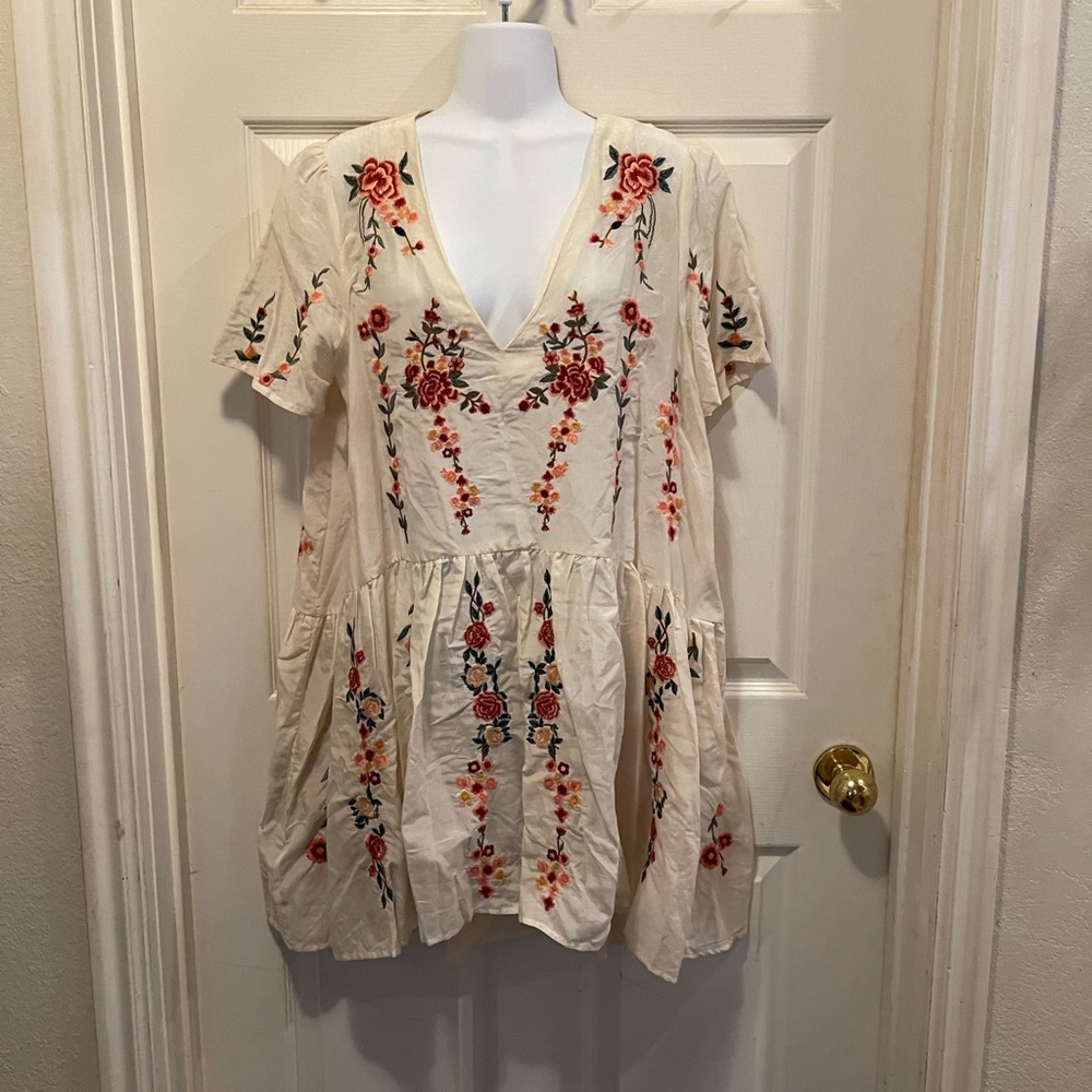 Cutest embroidered oversized Zara